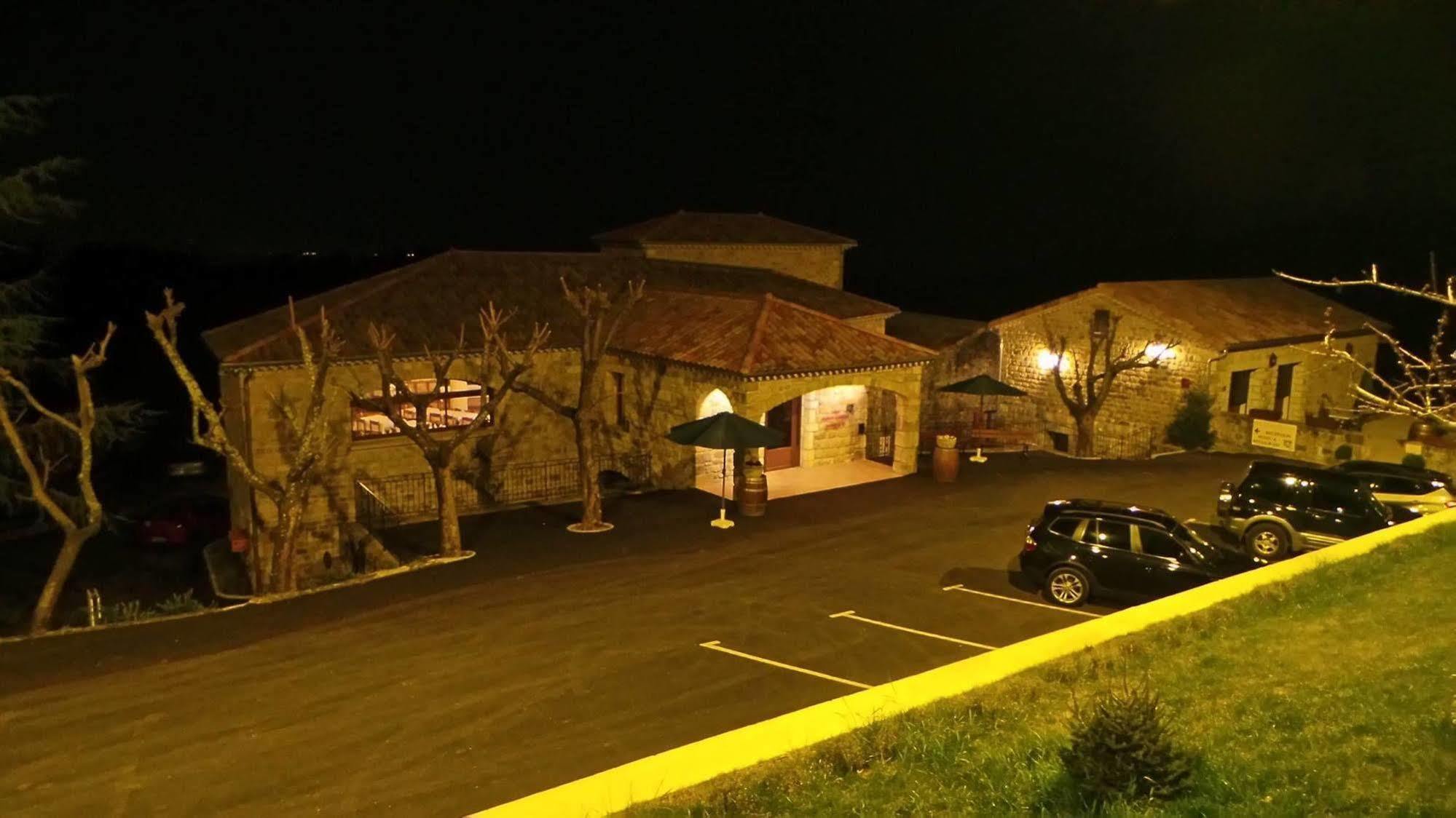 老拱门酒店 马克日 外观 照片